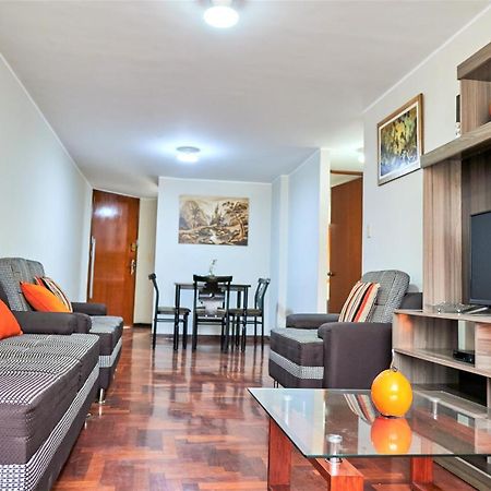 Eral Apartments Santa Catalina Лима Екстериор снимка